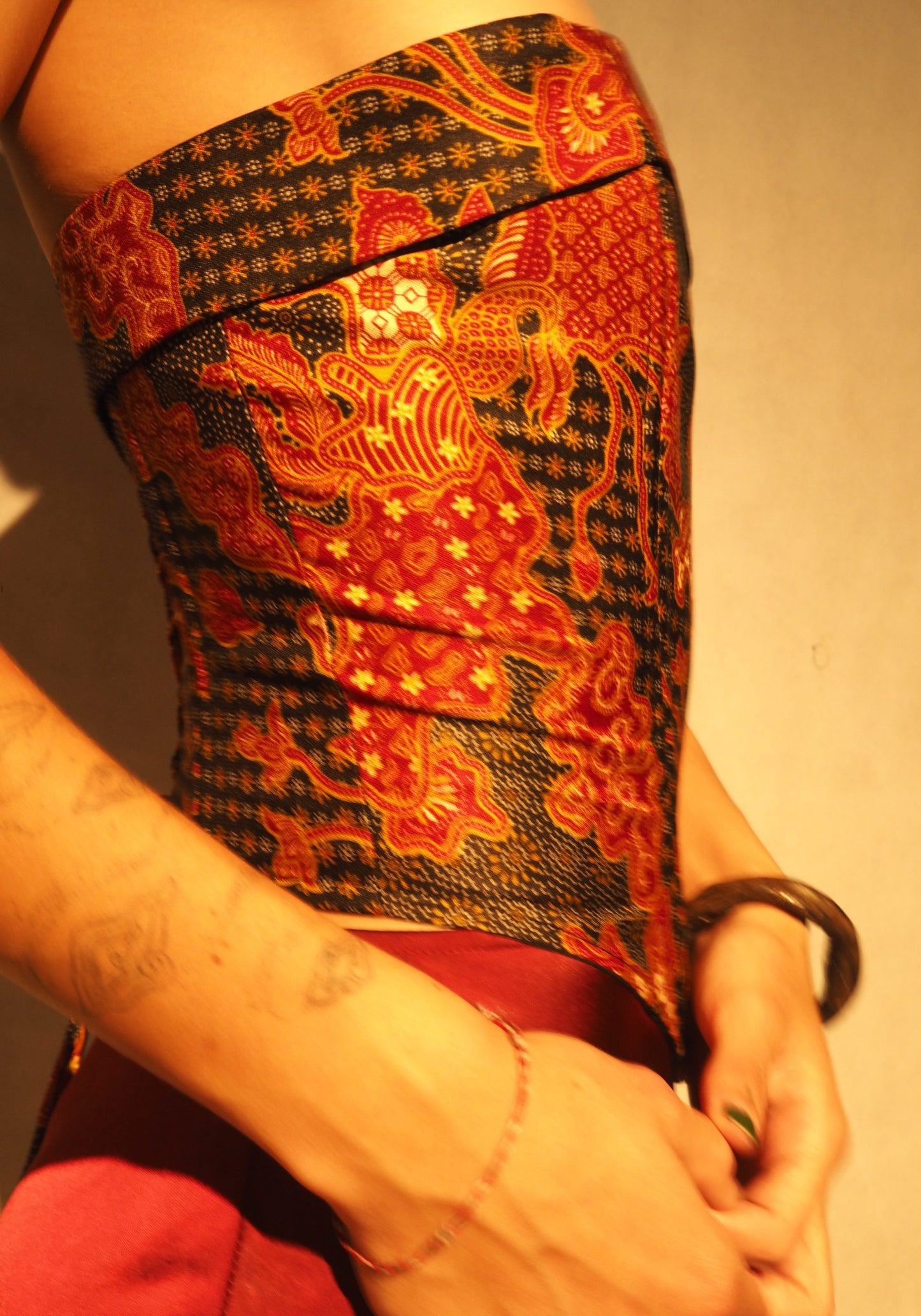 Bunga Malam Batik Corset