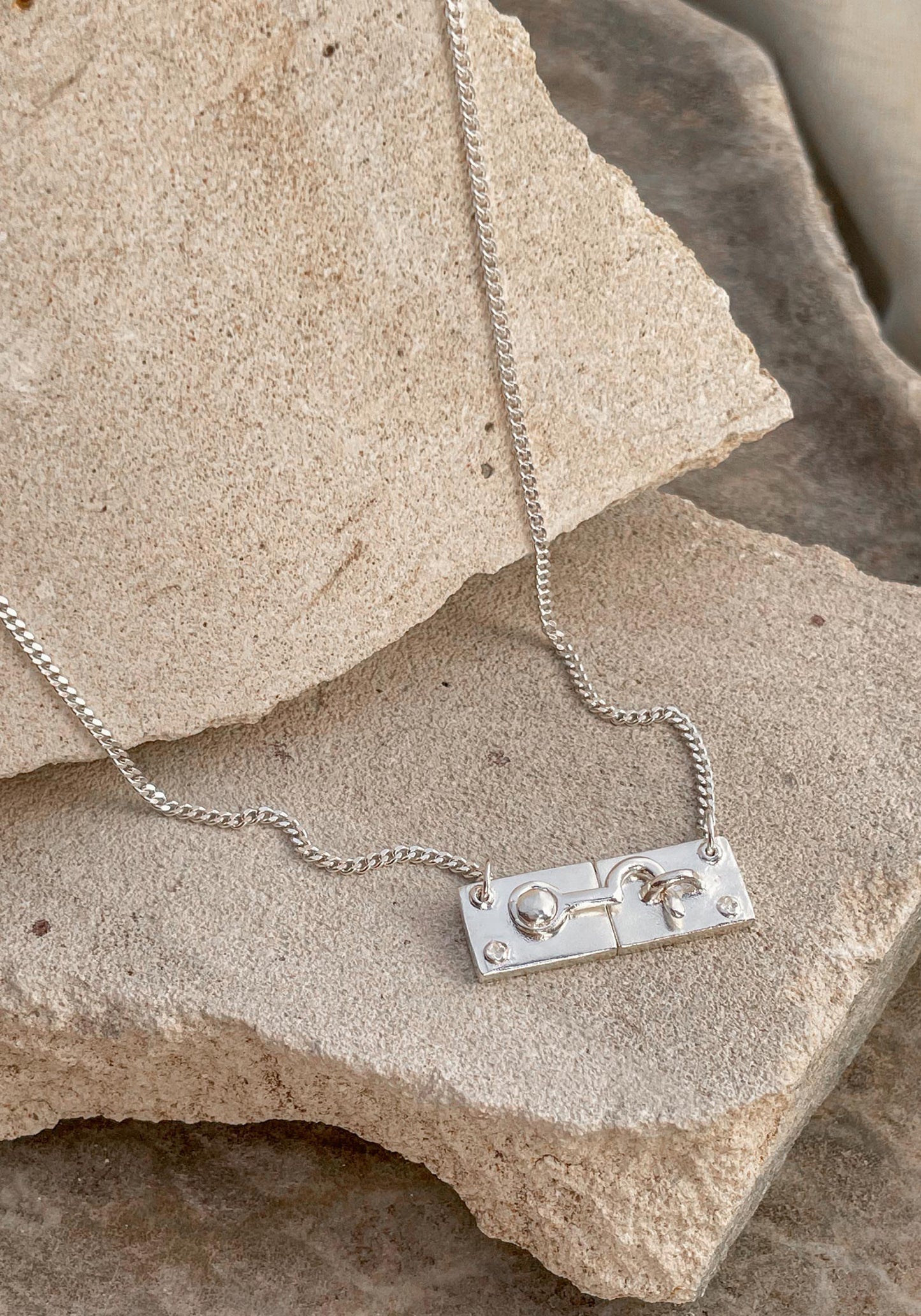 Swing Hook Necklace